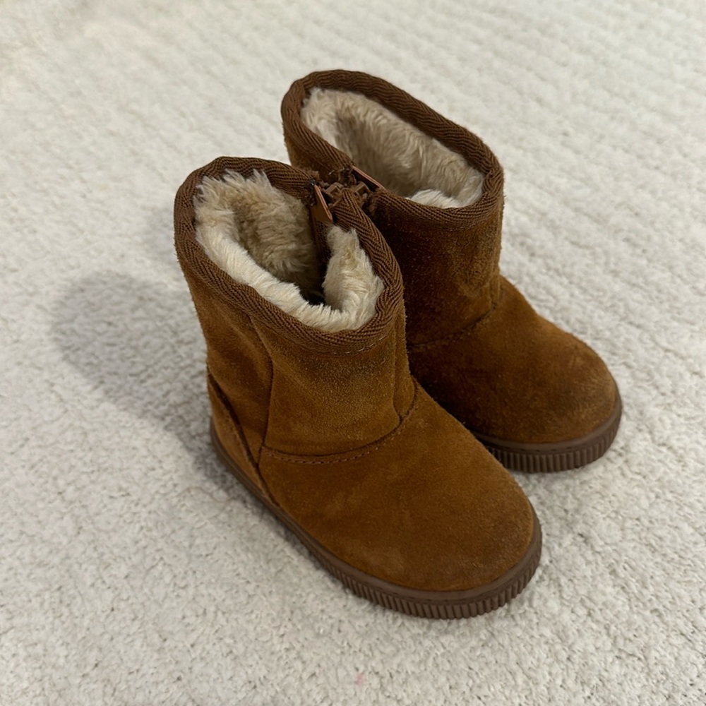 Cat and Jack winter boots toddler 5